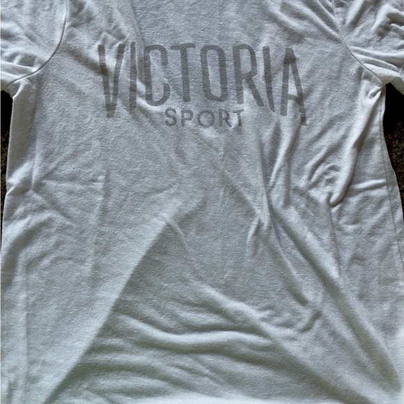 Victoria’s Secret Sport Tees - Picture 12 of 13